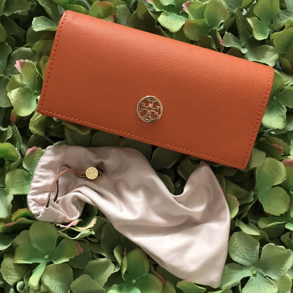 Tory Burch Sunglass Case with Microfiber Softcase